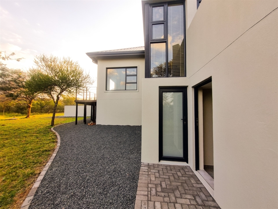 4 Bedroom Property for Sale in Zandspruit Bush Aero Estate Limpopo