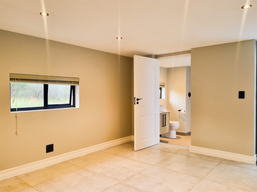 4 Bedroom Property for Sale in Zandspruit Bush Aero Estate Limpopo