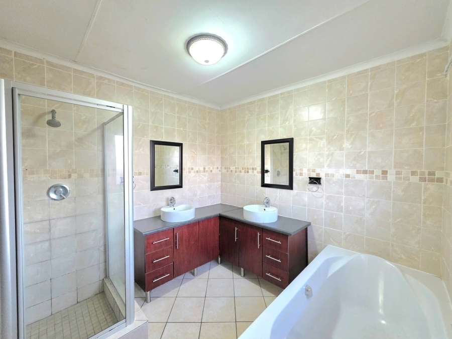3 Bedroom Property for Sale in Bendor Limpopo