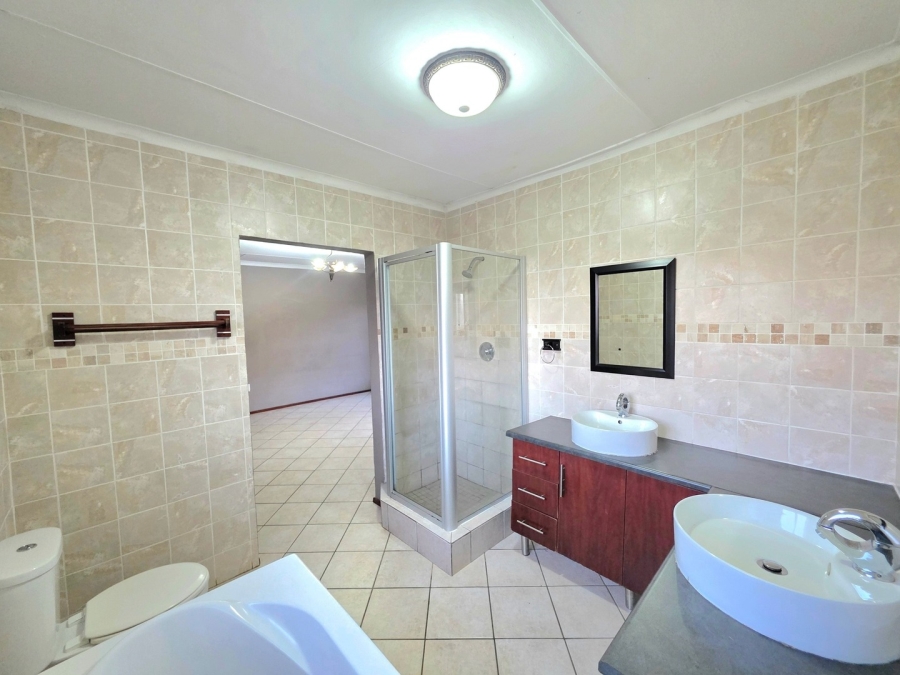 3 Bedroom Property for Sale in Bendor Limpopo