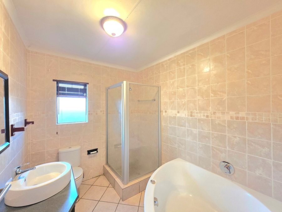3 Bedroom Property for Sale in Bendor Limpopo