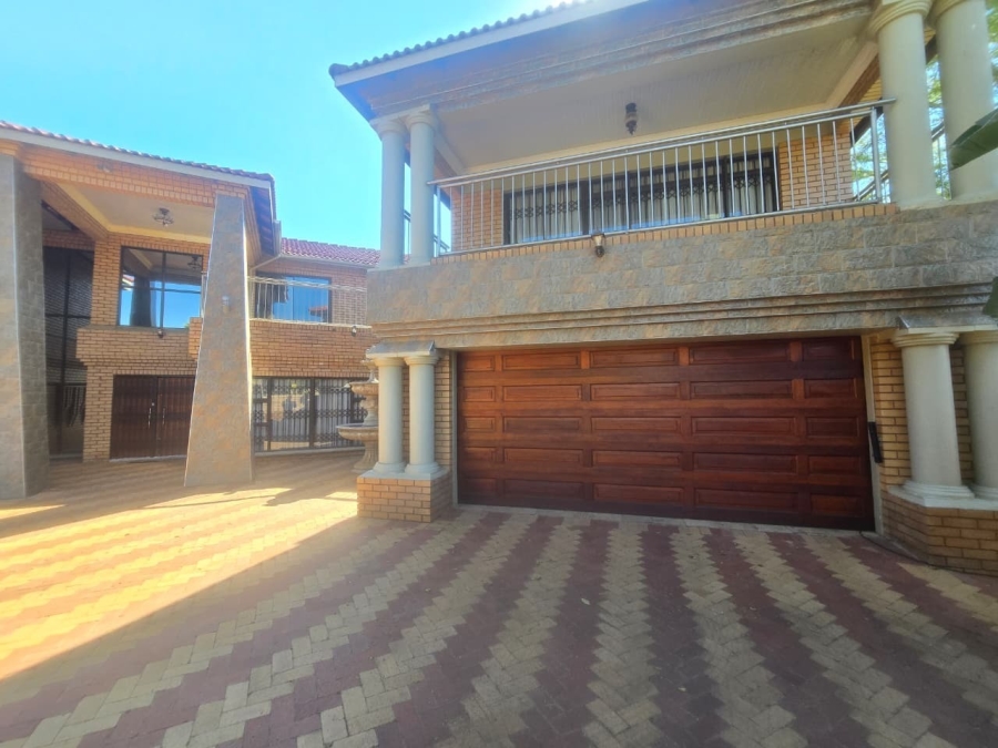 8 Bedroom Property for Sale in Bendor Limpopo