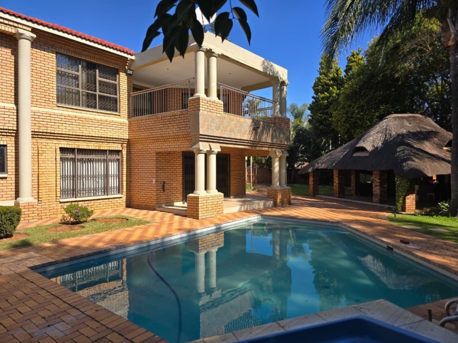8 Bedroom Property for Sale in Bendor Limpopo