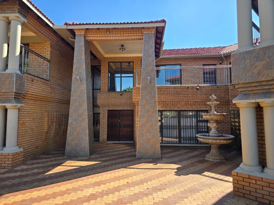 8 Bedroom Property for Sale in Bendor Limpopo