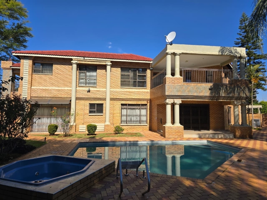 8 Bedroom Property for Sale in Bendor Limpopo