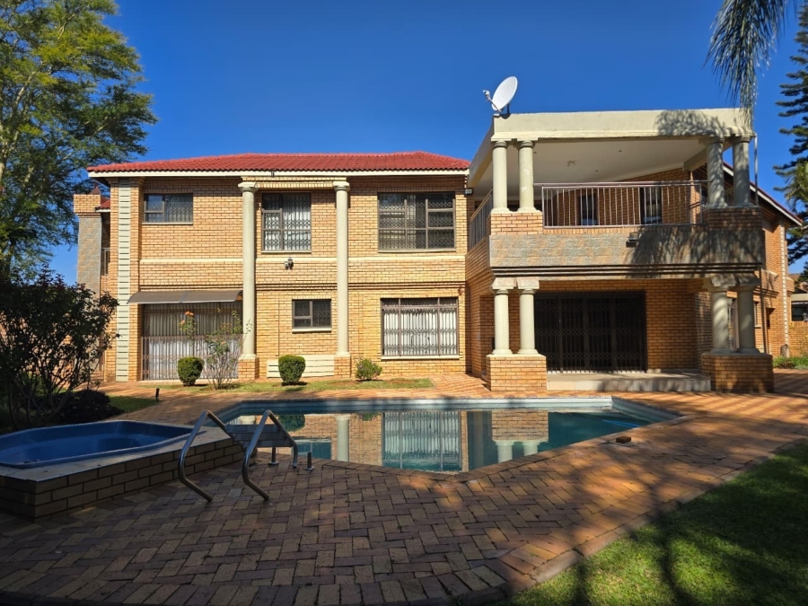 8 Bedroom Property for Sale in Bendor Limpopo