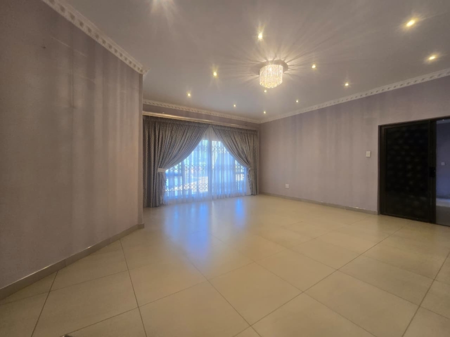 8 Bedroom Property for Sale in Bendor Limpopo
