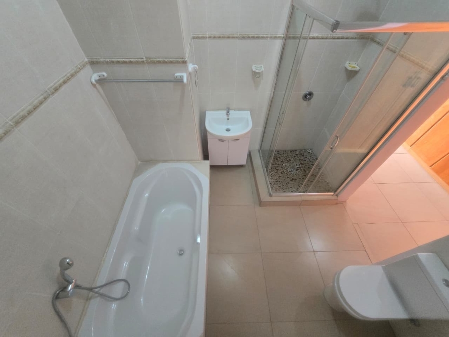8 Bedroom Property for Sale in Bendor Limpopo