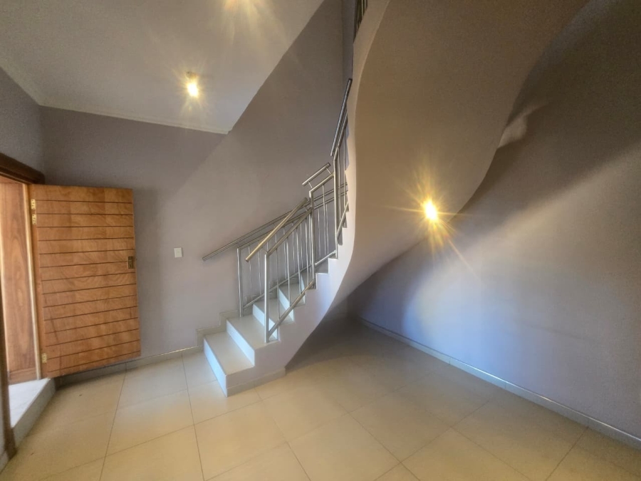 8 Bedroom Property for Sale in Bendor Limpopo