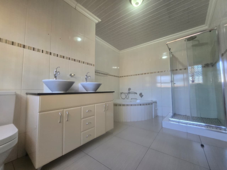 8 Bedroom Property for Sale in Bendor Limpopo