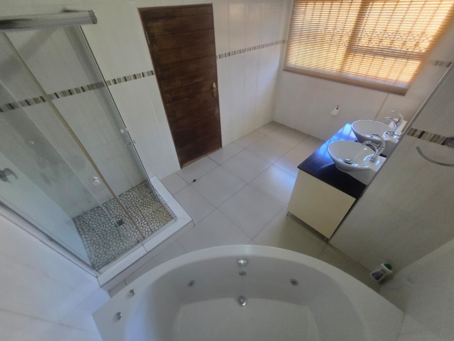8 Bedroom Property for Sale in Bendor Limpopo