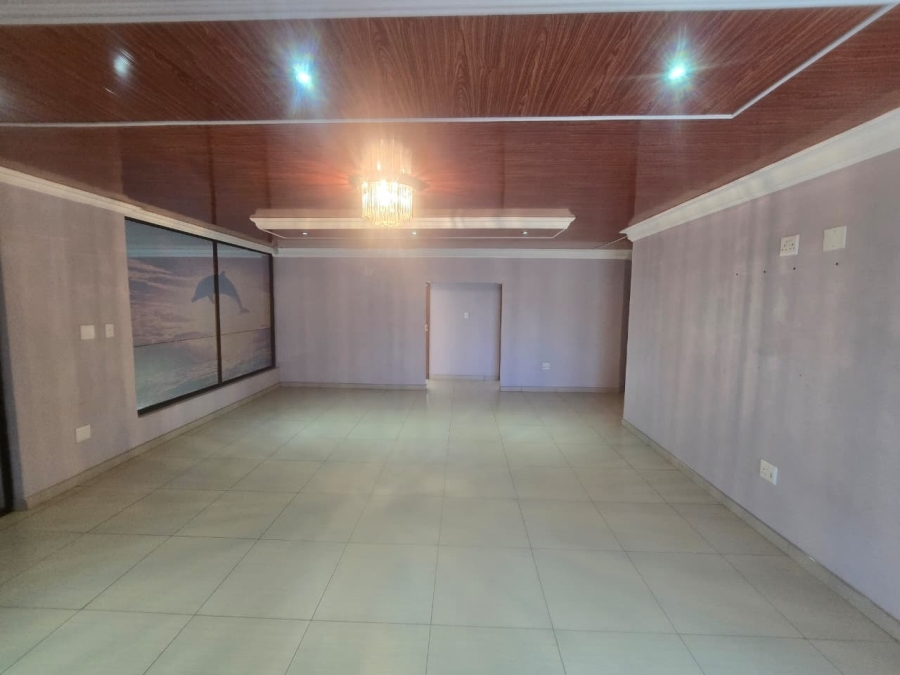 8 Bedroom Property for Sale in Bendor Limpopo