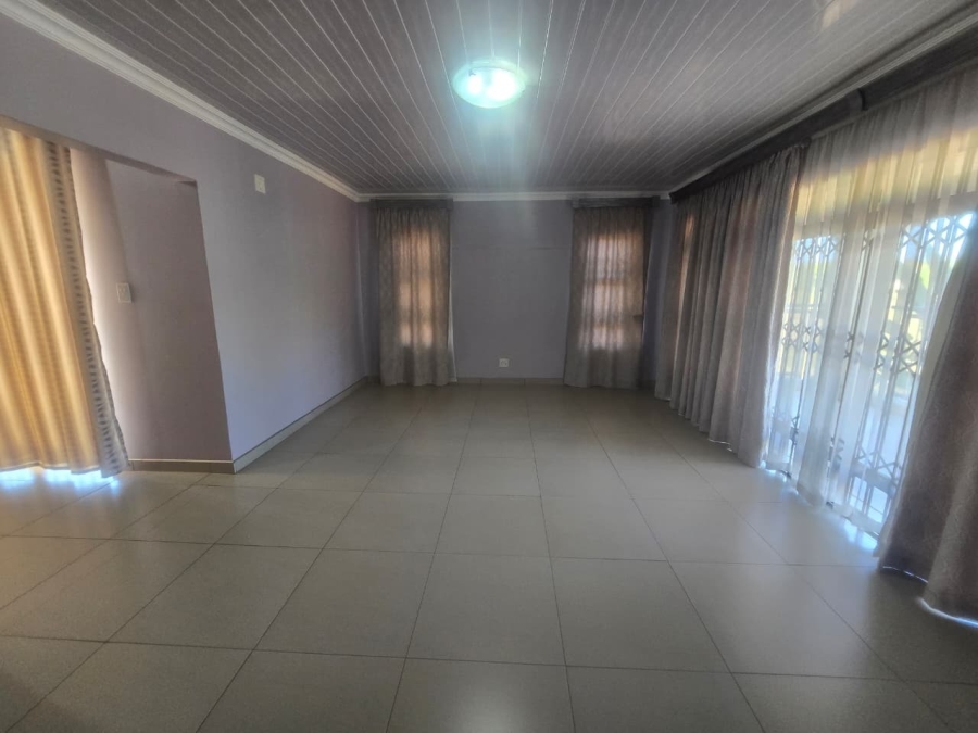 8 Bedroom Property for Sale in Bendor Limpopo