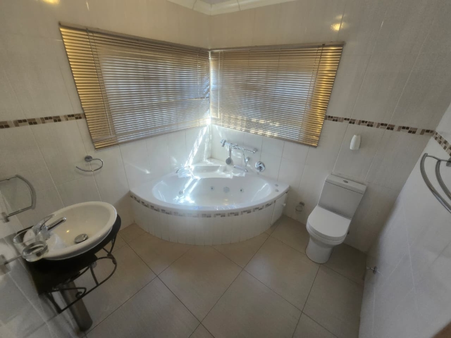 8 Bedroom Property for Sale in Bendor Limpopo