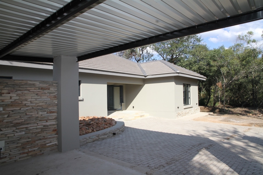 3 Bedroom Property for Sale in Moditlo Wildlife Estate Limpopo
