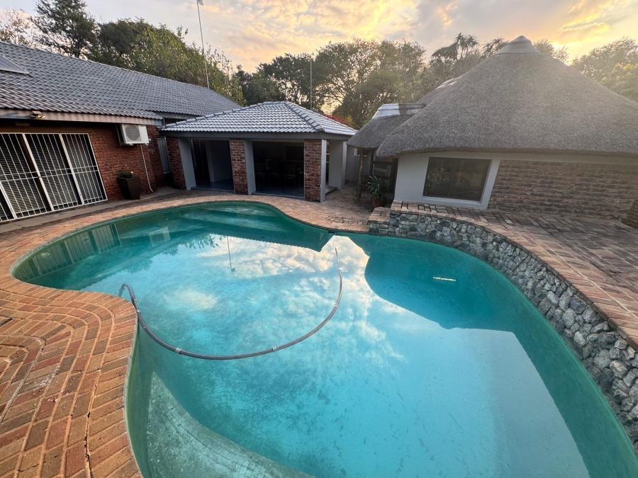 4 Bedroom Property for Sale in Chroompark Limpopo