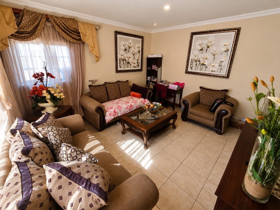 5 Bedroom Property for Sale in Aquapark Limpopo