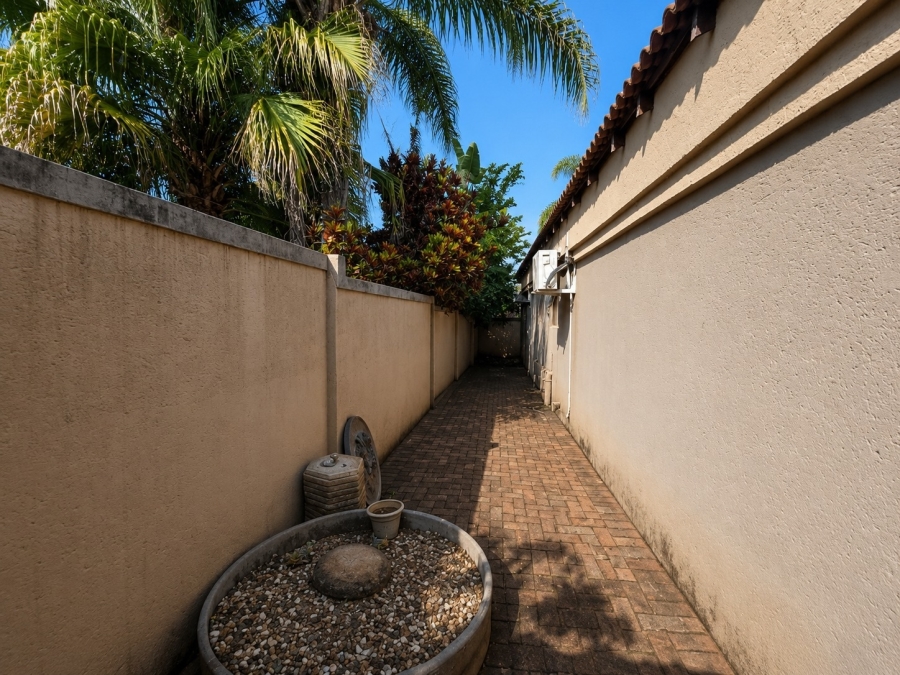 5 Bedroom Property for Sale in Aquapark Limpopo