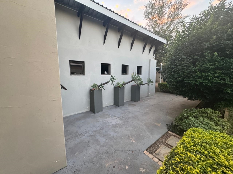 4 Bedroom Property for Sale in Chroompark Limpopo