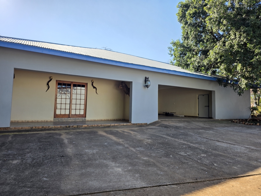 8 Bedroom Property for Sale in Alldays Limpopo