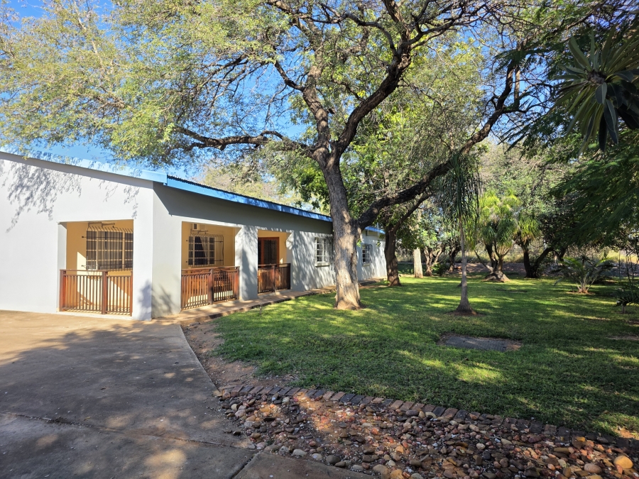 8 Bedroom Property for Sale in Alldays Limpopo