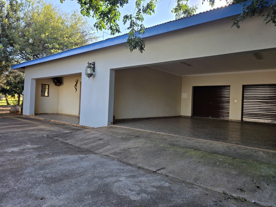 8 Bedroom Property for Sale in Alldays Limpopo