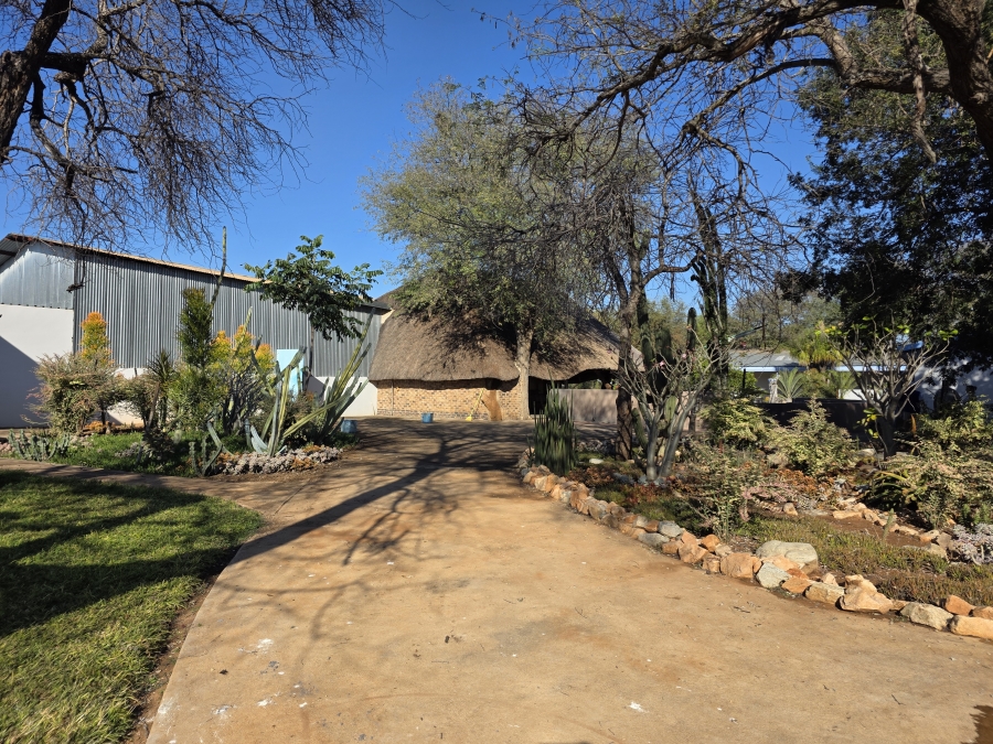 8 Bedroom Property for Sale in Alldays Limpopo
