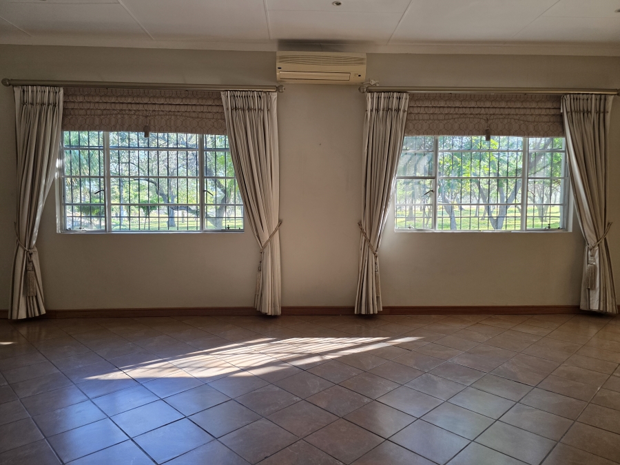 8 Bedroom Property for Sale in Alldays Limpopo