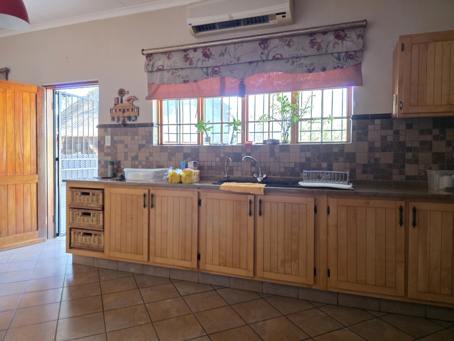 8 Bedroom Property for Sale in Alldays Limpopo