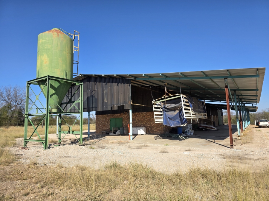 8 Bedroom Property for Sale in Alldays Limpopo