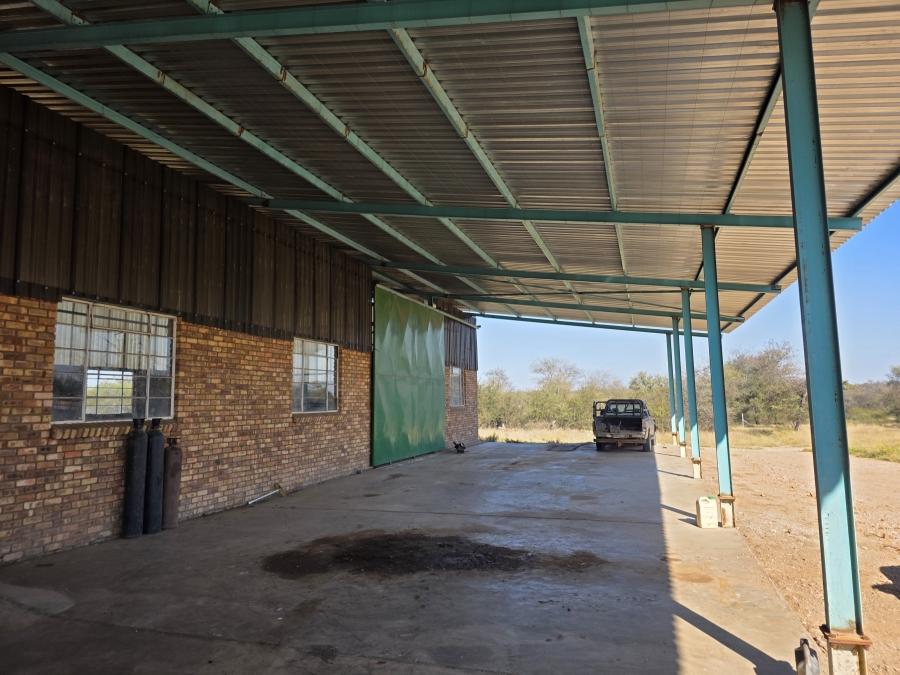 8 Bedroom Property for Sale in Alldays Limpopo
