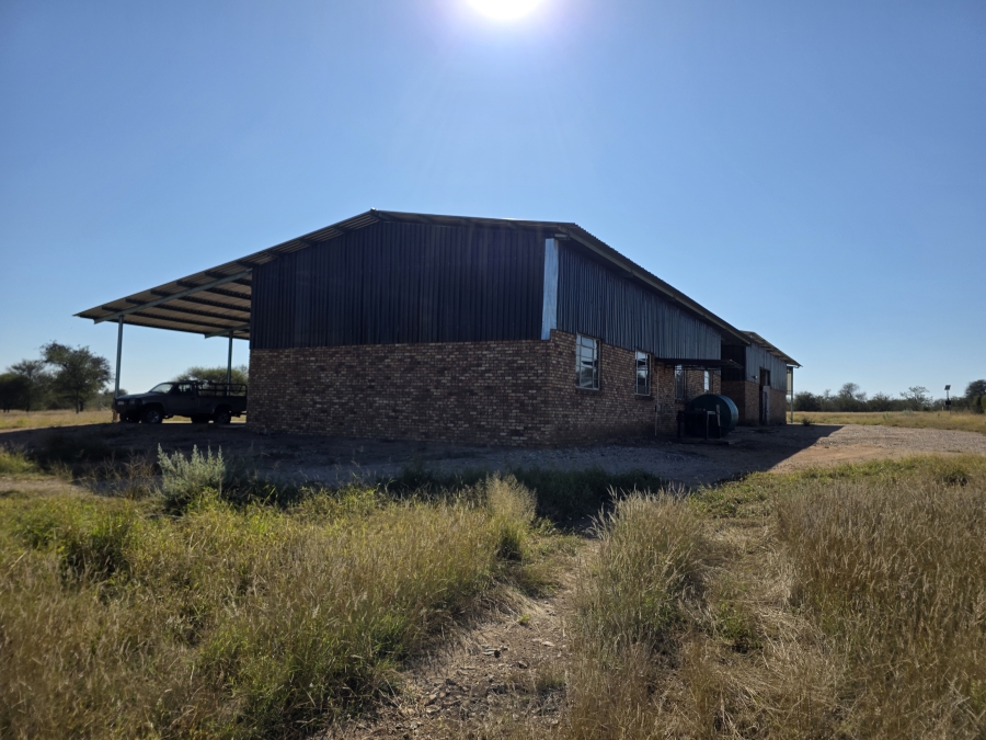 8 Bedroom Property for Sale in Alldays Limpopo