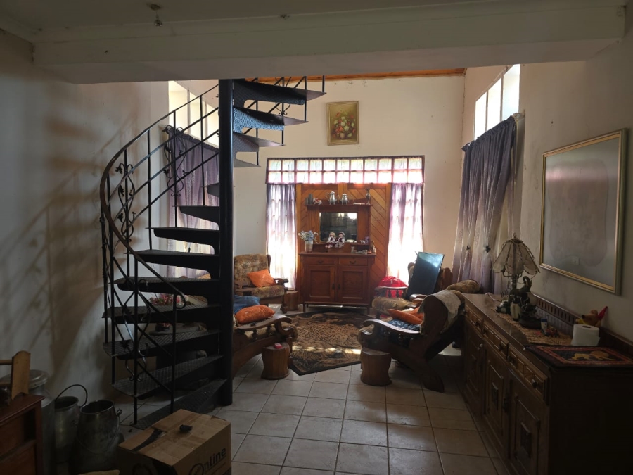 8 Bedroom Property for Sale in Alma Limpopo