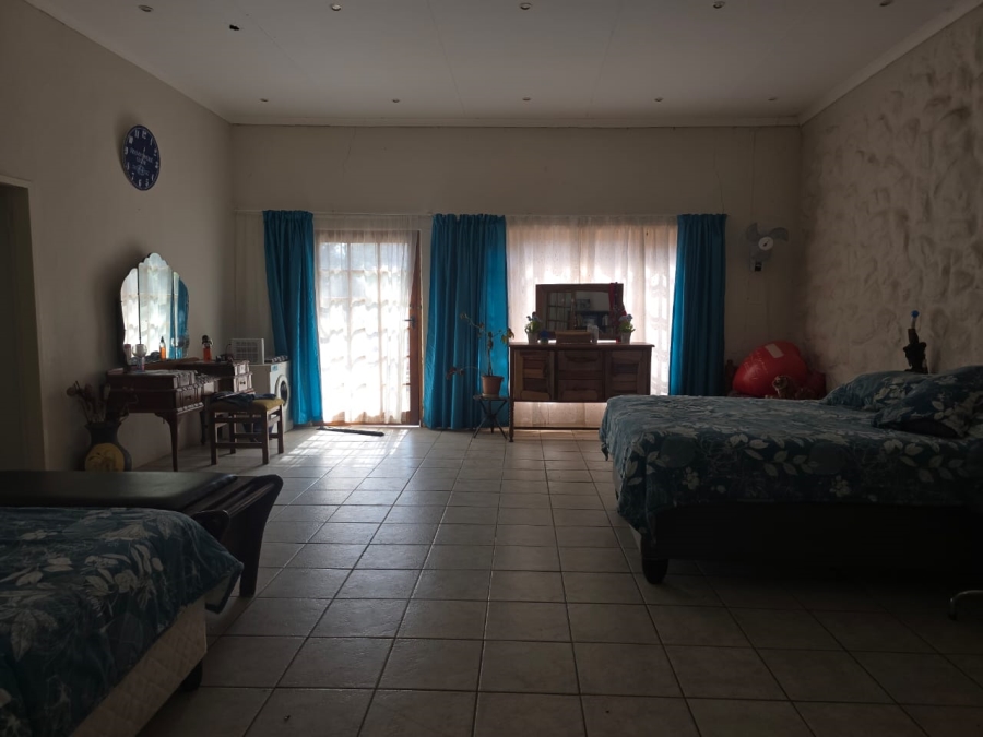 8 Bedroom Property for Sale in Alma Limpopo
