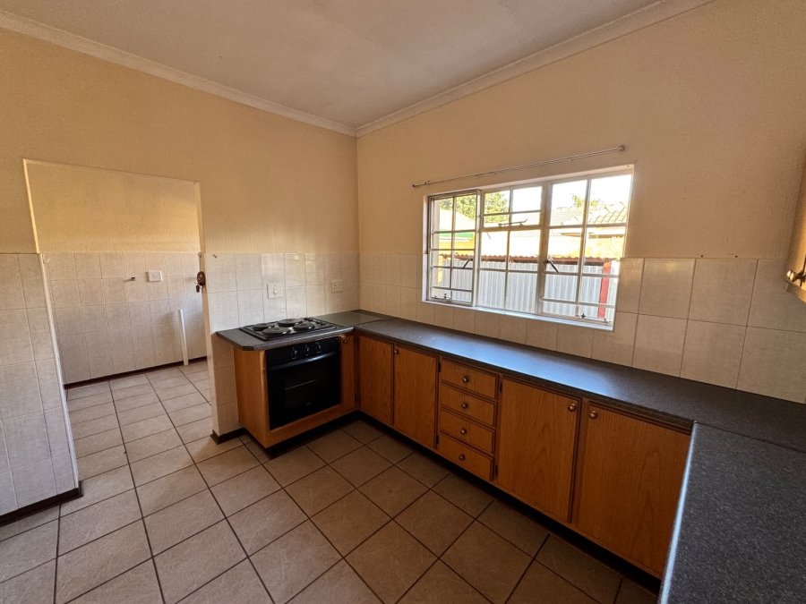 3 Bedroom Property for Sale in Kameeldoringpark Limpopo