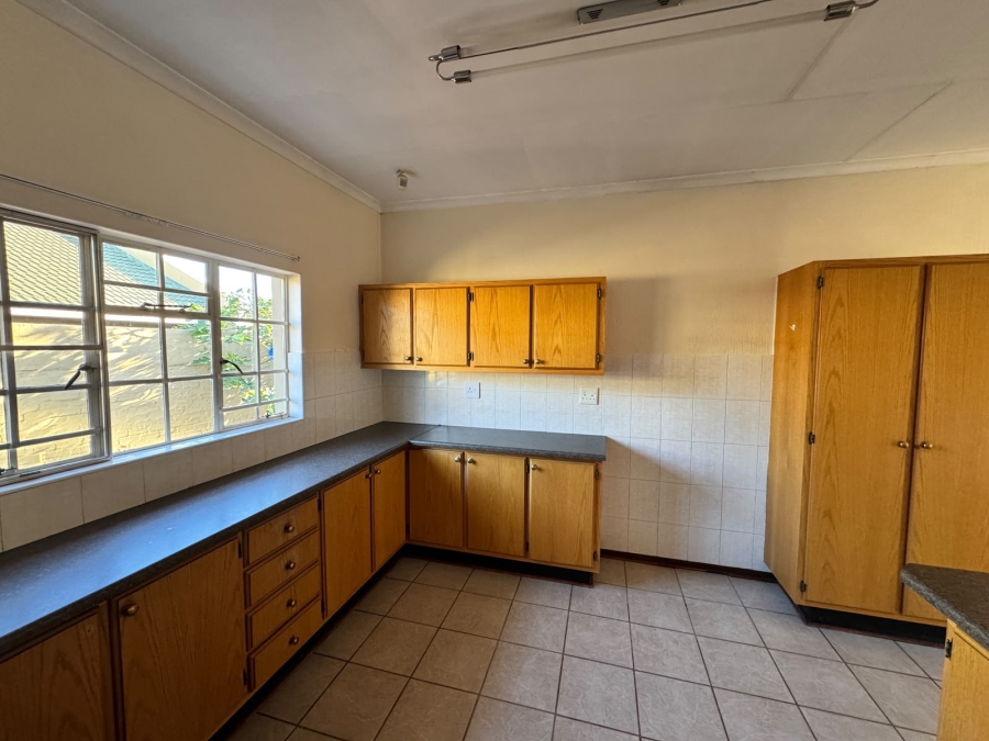 3 Bedroom Property for Sale in Kameeldoringpark Limpopo