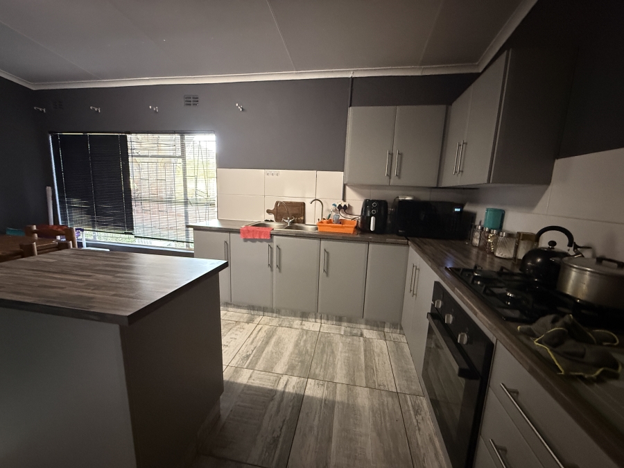 4 Bedroom Property for Sale in Planknek A H Limpopo