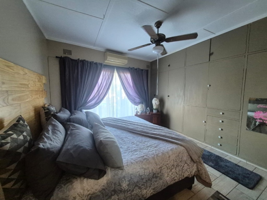 5 Bedroom Property for Sale in Phalaborwa Limpopo