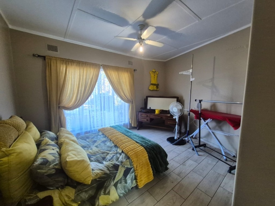 5 Bedroom Property for Sale in Phalaborwa Limpopo