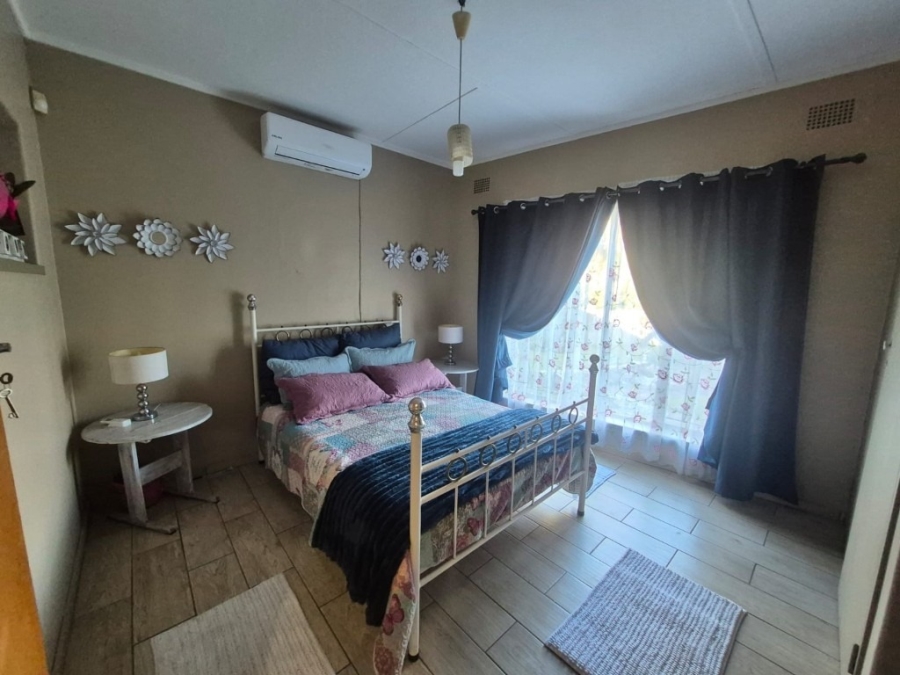 5 Bedroom Property for Sale in Phalaborwa Limpopo