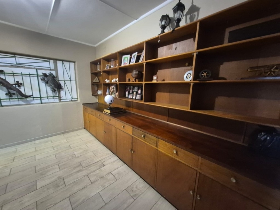 5 Bedroom Property for Sale in Phalaborwa Limpopo