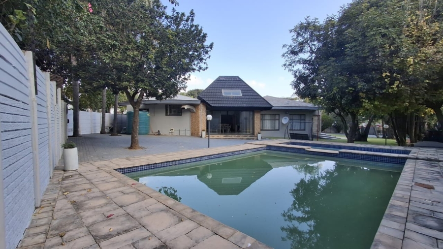 5 Bedroom Property for Sale in Bendor Limpopo