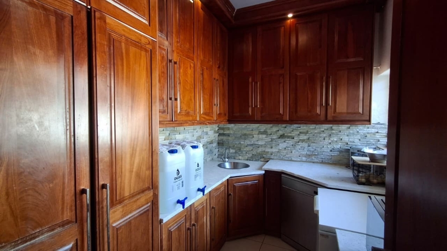 5 Bedroom Property for Sale in Bendor Limpopo