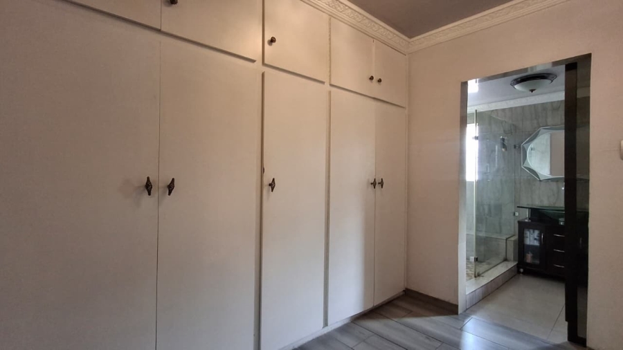 5 Bedroom Property for Sale in Bendor Limpopo
