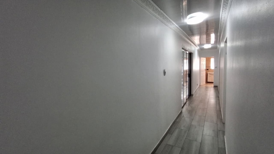 5 Bedroom Property for Sale in Bendor Limpopo