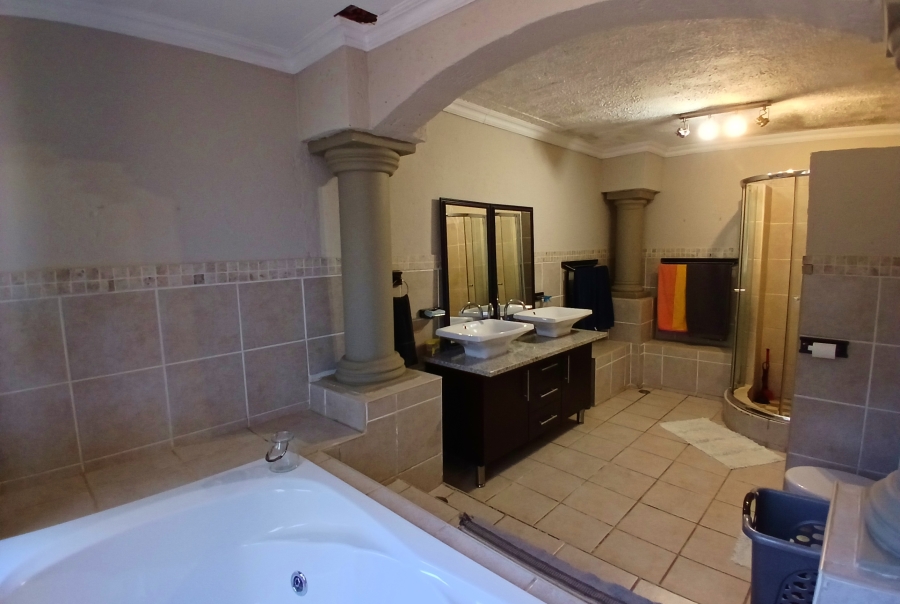 8 Bedroom Property for Sale in Lephalale Limpopo