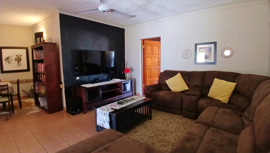 8 Bedroom Property for Sale in Lephalale Limpopo