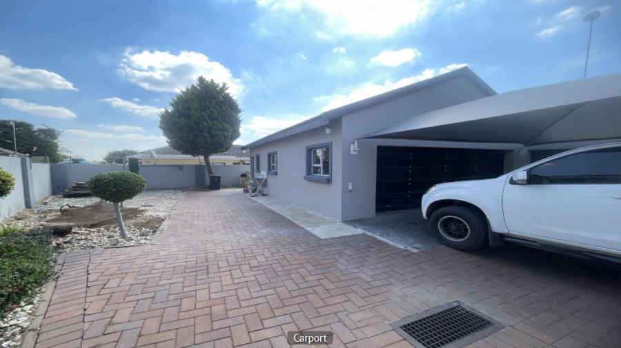 4 Bedroom Property for Sale in Acasia Estate Limpopo