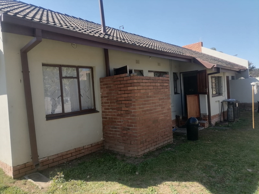 3 Bedroom Property for Sale in Fauna Park Limpopo