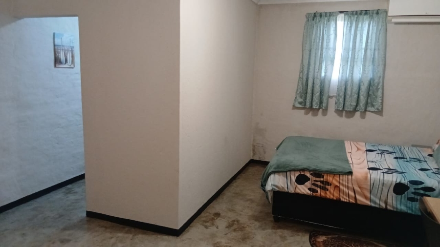 To Let 5 Bedroom Property for Rent in Northam Limpopo